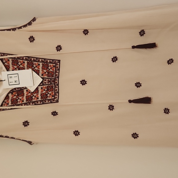 THML Dress - Picture 5 of 5